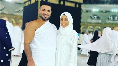 أحمد سعد يتخلص من الوشم بعد ازدياد الانتقادات.. تفاصيل ما جرى أثناء العمرة أحمد سعد يتخلص من الوشم بعد ازدياد الانتقادات.. تفاصيل ما جرى أثناء العمرة