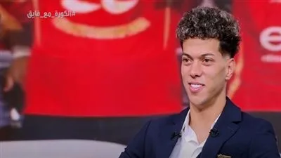 إمام عاشور: الأهلي يتميز بالانتصارات ورفضت الهزيمة أمام بيراميدز.. وغرامة المليون جنيه نتيجة للتوتر في الملعب إمام عاشور: الأهلي يتميز بالانتصارات ورفضت الهزيمة أمام بيراميدز.. وغرامة المليون جنيه نتيجة للتوتر في الملعب