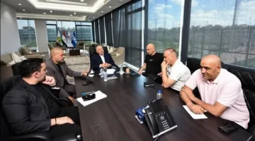 أبو ريدة ودياب يلتقيان بالطاقم الفني للمنتخب.. اكتشف التفاصيل.