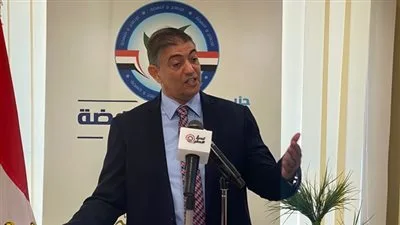 رئيس حزب الإصلاح والنهضة يلتقي بلجنة إدارة الانتخابات لمناقشة الترتيبات البرلمانية. رئيس حزب الإصلاح والنهضة يلتقي بلجنة إدارة الانتخابات لمناقشة الترتيبات البرلمانية.