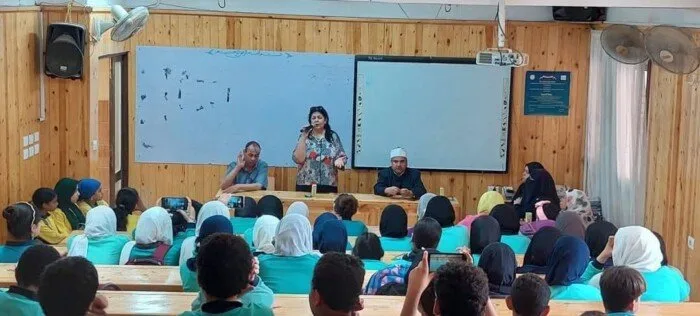 بالتعاون مع الأزهر والكنيسة.. المنيا تنظم ندوات حوارية شاملة لتعزيز وعي الشباب ومواجهة تحديات المجتمع