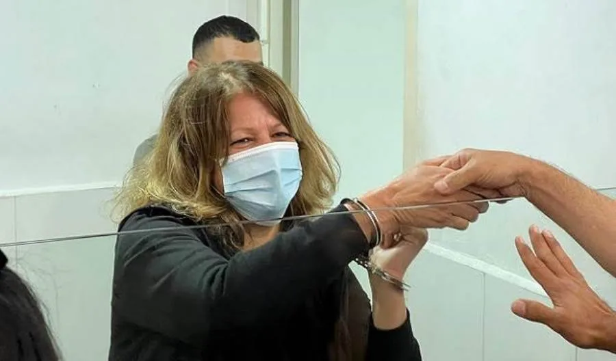 تمديد احتجاز زوجة الشهيد وليد دقة حتى يوم الثلاثاء تمديد احتجاز زوجة الشهيد وليد دقة حتى يوم الثلاثاء