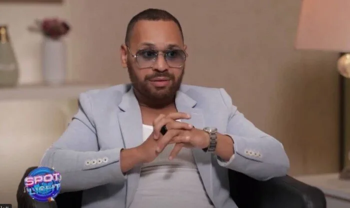محمد الريفي: «هيجنني» أفضل أغنية في مسيرتي و«بعت اللي شاريك» ليست تجربة خاصة | فيديو محمد الريفي: «هيجنني» أفضل أغنية في مسيرتي و«بعت اللي شاريك» ليست تجربة خاصة | فيديو