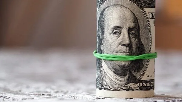 تقرير صباحي: سعر الدولار مقابل الجنيه المصري اليوم السبت 31 مايو 2025