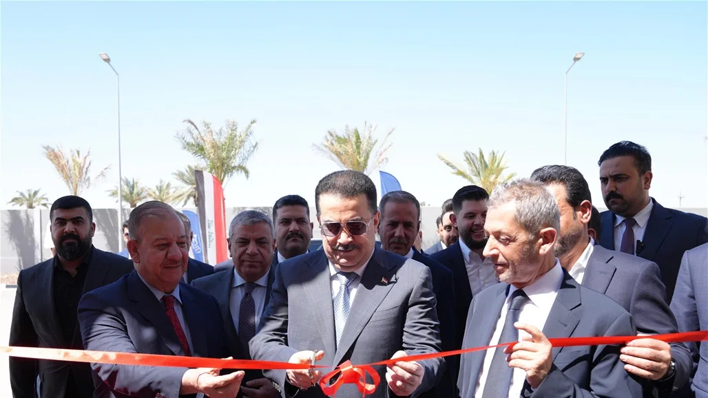رئيس الوزراء يشهد افتتاح مصانع الشركة العربية المتحدة للصناعات الغذائية المحدودة.