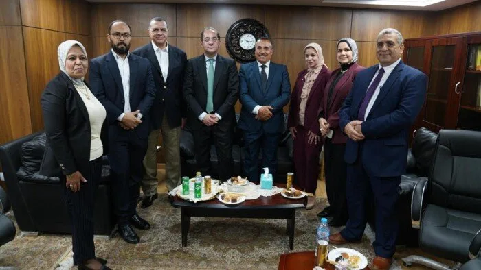 «كجوك» يبرز أهمية تسهيل الإجراءات للمستثمرين لتعزيز روح المنافسة بينهم «كجوك» يبرز أهمية تسهيل الإجراءات للمستثمرين لتعزيز روح المنافسة بينهم
