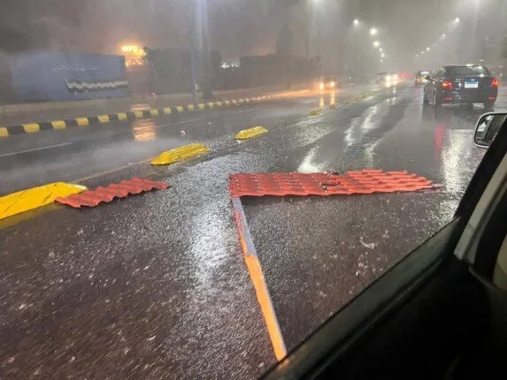 ما الذي يجري في الإسكندرية؟.. وزارة الصحة تعلن حالة الطوارئ بسبب الظروف الجوية. ما الذي يجري في الإسكندرية؟.. وزارة الصحة تعلن حالة الطوارئ بسبب الظروف الجوية.