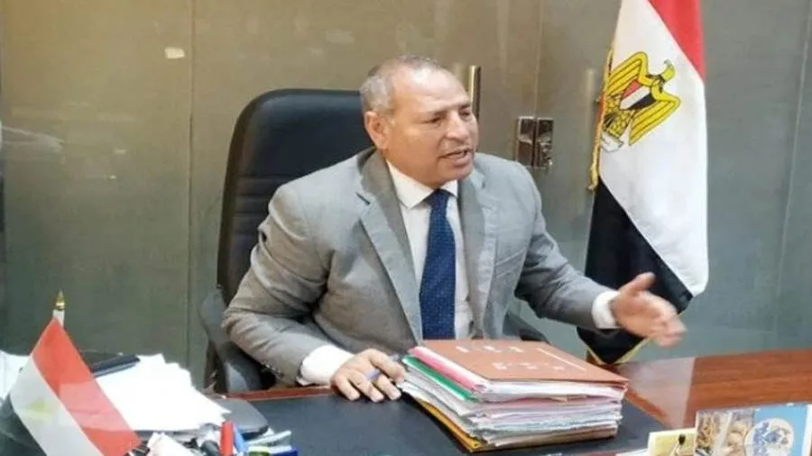 محافظ القاهرة يتفقد سير امتحانات الشهادة الإعدادية في مدرسة البهية البرهانية ولجنة مستشفى 57357. محافظ القاهرة يتفقد سير امتحانات الشهادة الإعدادية في مدرسة البهية البرهانية ولجنة مستشفى 57357.