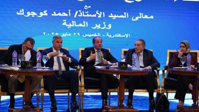 وزير المالية: نهدف إلى توسيع قاعدة الضرائب دون تحميل المستثمرين أعباء إضافية.