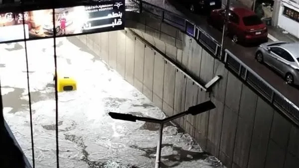 إرشادات أثناء العاصفة: خطوات سهلة لحماية نفسك وعائلتك من المخاطر إرشادات أثناء العاصفة: خطوات سهلة لحماية نفسك وعائلتك من المخاطر