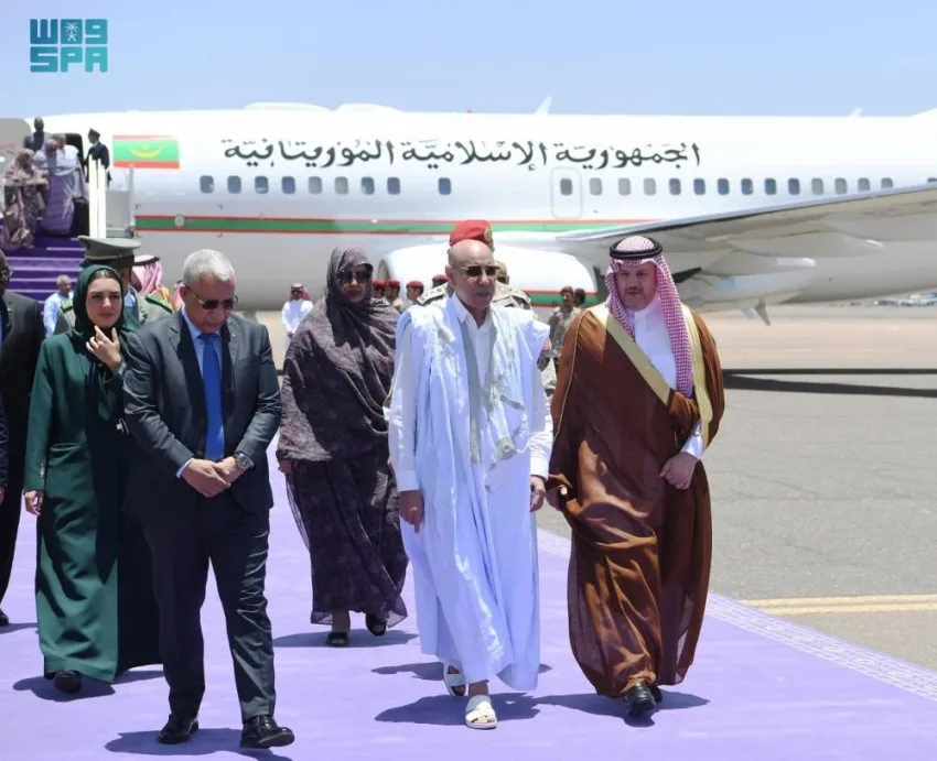 الرئيس الموريتاني يصل إلى المدينة المنورة الرئيس الموريتاني يصل إلى المدينة المنورة