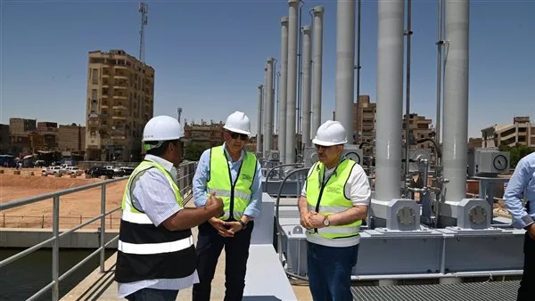 وزير الري يعلن بدء تشغيل القنطرة الجديدة في بحر يوسف لخدمة 850 ألف فدان في صعيد مصر وزير الري يعلن بدء تشغيل القنطرة الجديدة في بحر يوسف لخدمة 850 ألف فدان في صعيد مصر