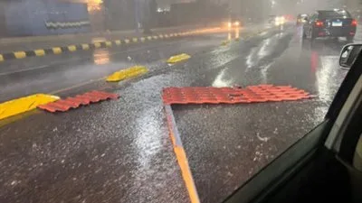 مصر: “تغيرات مناخية مفاجئة” تضرب الإسكندرية وتؤدي إلى رفع حالة الطوارئ مصر: “تغيرات مناخية مفاجئة” تضرب الإسكندرية وتؤدي إلى رفع حالة الطوارئ