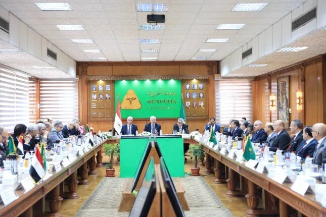 اعتماد معايير القبول بالدخول إلى الجامعات الحكومية لخريجي الثانوية العامة والشهادات المكافئة. اعتماد معايير القبول بالدخول إلى الجامعات الحكومية لخريجي الثانوية العامة والشهادات المكافئة.
