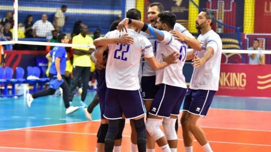 منتخب الطائرة البحريني يصل إلى القاهرة غدًا لخوض مباراتين وديتين مع مصر منتخب الطائرة البحريني يصل إلى القاهرة غدًا لخوض مباراتين وديتين مع مصر