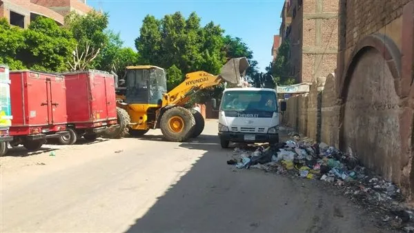 حملات شاملة لتنظيف وإزالة العوائق وصيانة الطرق والإضاءة في مراكز المنيا حملات شاملة لتنظيف وإزالة العوائق وصيانة الطرق والإضاءة في مراكز المنيا