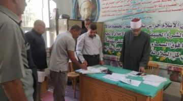 رئيس قطاع المناطق بالأزهر من سوهاج: اجعلوا التركيز سلاحكم والتفوق هدفكم.