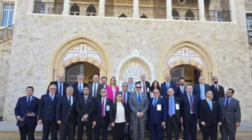 رئيسة المجلس العربي لسيدات الأعمال تستعرض سبل تعزيز التعاون الاقتصادي مع رئيس الوزراء اللبناني