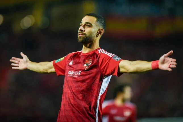 «21 إنجازًا».. ما هي إحصائيات ونجاحات عمرو السولية مع الأهلي بعد مغادرته؟ «21 إنجازًا».. ما هي إحصائيات ونجاحات عمرو السولية مع الأهلي بعد مغادرته؟