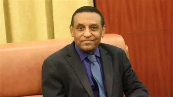 كامل إدريس يتولى رئاسة وزراء السودان بأداء اليمين الدستورية كامل إدريس يتولى رئاسة وزراء السودان بأداء اليمين الدستورية