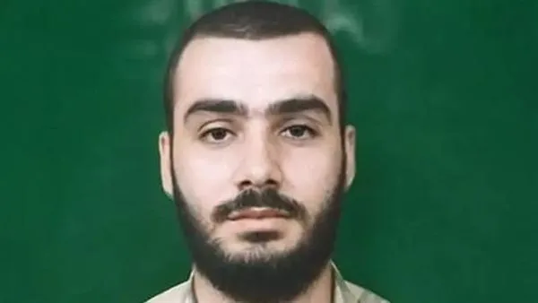 الاحتلال يعلن عن مقتل “محمد السنوار” و”شبانة” في مركز قيادي بالقرب من مستشفى في خان يونس. الاحتلال يعلن عن مقتل “محمد السنوار” و”شبانة” في مركز قيادي بالقرب من مستشفى في خان يونس.