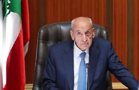 بري: حزب الله احتفظ بسلاحه ملتزمًا بقرار وقف إطلاق النار ومصمم على انسحاب إسرائيل من لبنان تمهيدًا لتطبيق القرار 1701 بري: حزب الله احتفظ بسلاحه ملتزمًا بقرار وقف إطلاق النار ومصمم على انسحاب إسرائيل من لبنان تمهيدًا لتطبيق القرار 1701