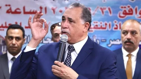 نقيب المحامين يقود مراسم اليمين القانونية للأعضاء الجدد في نقابة المنيا نقيب المحامين يقود مراسم اليمين القانونية للأعضاء الجدد في نقابة المنيا