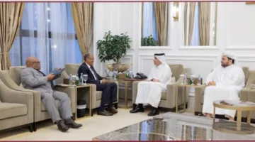 وزير خارجية قطر يلتقي رئيس لجنة الاتحاد الأفريقي