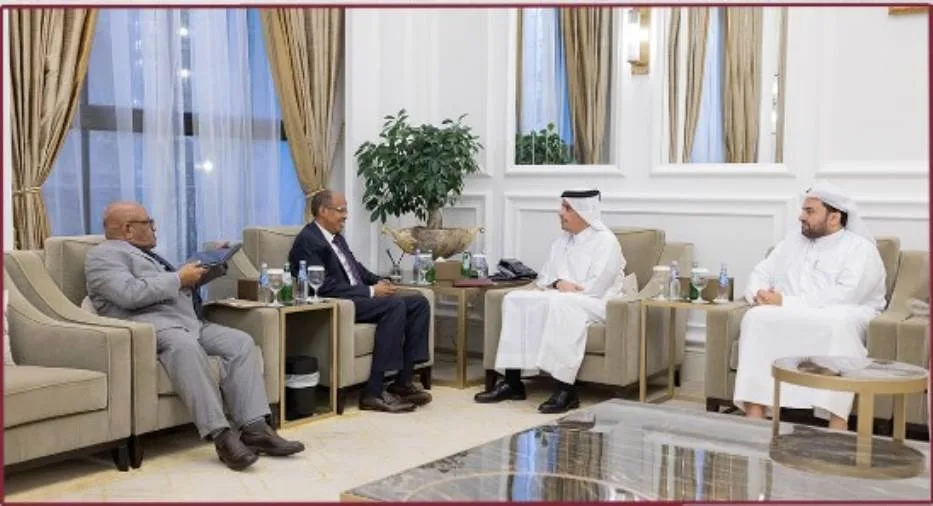 وزير خارجية قطر يلتقي رئيس لجنة الاتحاد الأفريقي وزير خارجية قطر يلتقي رئيس لجنة الاتحاد الأفريقي