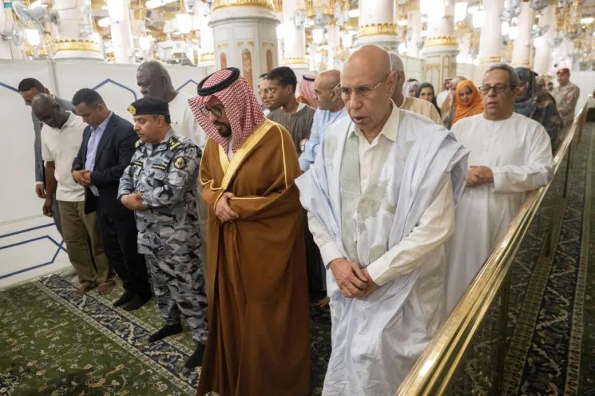 الرئيس الموريتاني يقوم بزيارة للمسجد النبوي الرئيس الموريتاني يقوم بزيارة للمسجد النبوي