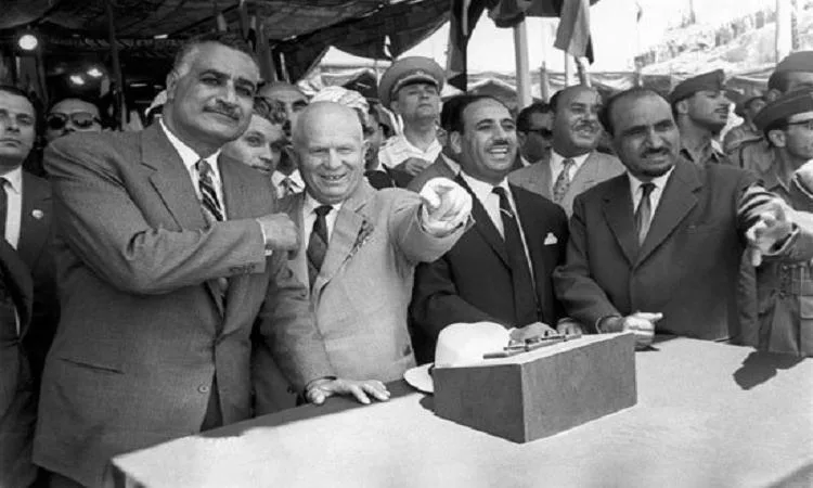 1964 الاحتفال بتحويل مجرى نهر النيل عند السد العالي 1964 الاحتفال بتحويل مجرى نهر النيل عند السد العالي