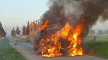 سوريون يشعلون النار في مساعدات غذائية قدمتها القوات الإسرائيلية