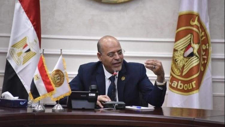 200 ألف جنيه لأسرة كل متوفى و20 ألفًا للمصاب في حادث المنوفية 200 ألف جنيه لأسرة كل متوفى و20 ألفًا للمصاب في حادث المنوفية