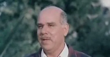 وائل عبد الله ينوب عن أشرف زكى بجنازة الراحل نعيم عيسى وائل عبد الله ينوب عن أشرف زكى بجنازة الراحل نعيم عيسى
