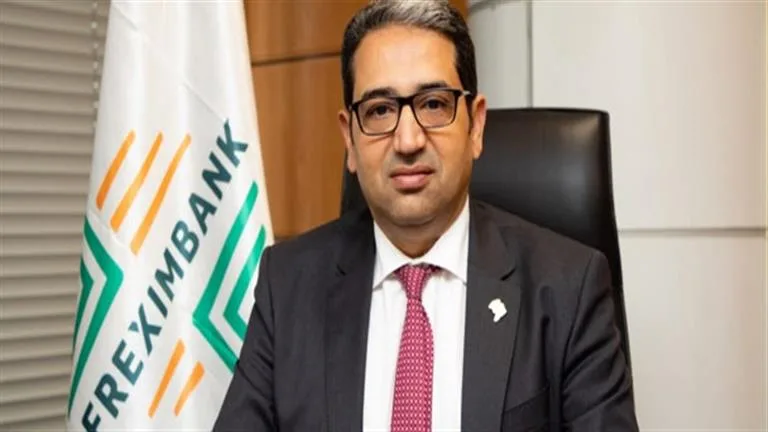 مسؤول في أفريكسيم بنك لـ«الشروق»: نركز على دعم مشروعات في القارة تضيف قيمة إضافية. مسؤول في أفريكسيم بنك لـ«الشروق»: نركز على دعم مشروعات في القارة تضيف قيمة إضافية.