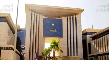 الخارجية تتابع موقف سفينة تقل بحارة مصريين وجنسيات أخرى قبالة سواحل الإمارات