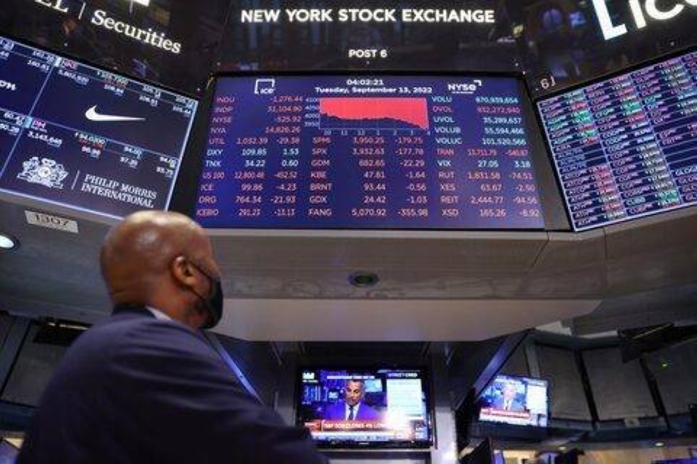 2025 بين أسوأ بدايات إس آند بي500 تاريخياً.. فهل يتكرر سيناريو الانتعاش؟ 2025 بين أسوأ بدايات إس آند بي500 تاريخياً.. فهل يتكرر سيناريو الانتعاش؟