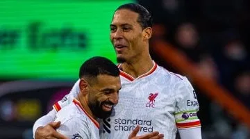 ميرور: فان دايك ينافس محمد صلاح على جائزة لاعب الموسم في إنجلترا