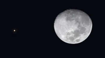 السبت.. اقتران القمر مع "السنبلة" ألمع نجوم العذراء فى مشهد يُرى بالعين المجردة