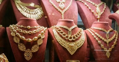 سعر الذهب اليوم الأحد 4 مايو -2025 عيار 24 بدون مصنعية بـ 5,297 جنيها سعر الذهب اليوم الأحد 4 مايو -2025 عيار 24 بدون مصنعية بـ 5,297 جنيها