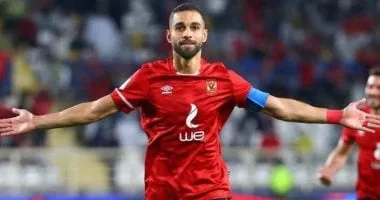 عمرو السولية يرفض اللعب فى مصر لغير الأهلى ويفضل العروض الخليجية عمرو السولية يرفض اللعب فى مصر لغير الأهلى ويفضل العروض الخليجية