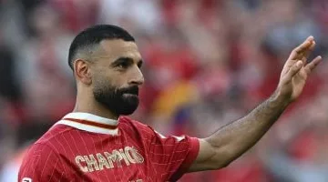بعد خروج برشلونة من الأبطال.. صلاح يعود بقوة إلى سباق الكرة الذهبية.. فيديو