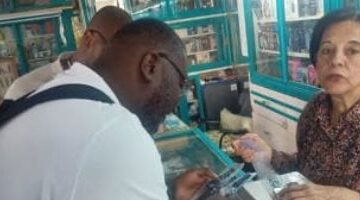 أمم أفريقيا للشباب.. جولة تسوق لبعثة منتخب الكونغو فى السويس