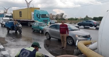 محافظ الدقهلية يتابع جهود التعامل الفورى مع الأمطار ورفع تجمعات المياه محافظ الدقهلية يتابع جهود التعامل الفورى مع الأمطار ورفع تجمعات المياه