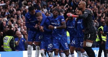 ليفربول يسقط 3-1 ضد تشيلسى فى الدورى الإنجليزى بمشاركة صلاح.. فيديو وصور ليفربول يسقط 3-1 ضد تشيلسى فى الدورى الإنجليزى بمشاركة صلاح.. فيديو وصور