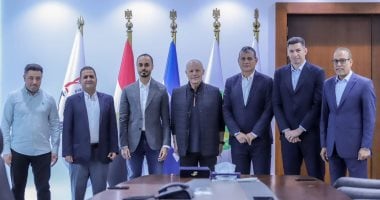 أبو ريدة يرحب بوفد لجنة الحكام الإماراتيين أبو ريدة يرحب بوفد لجنة الحكام الإماراتيين