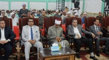 نائب محافظ الأقصر يشارك بحفل تكريم الناجحين في مسابقة الشيخ أحمد رضوان.. صور