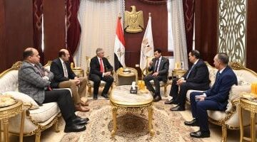 وزير الرياضة يشهد مؤتمر إعلان البطولات العربية والأفريقية للترايثلون بالجلالة