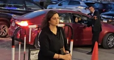 علا الشافعي تقدم واجب العزاء في المنتج وليد مصطفي علا الشافعي تقدم واجب العزاء في المنتج وليد مصطفي