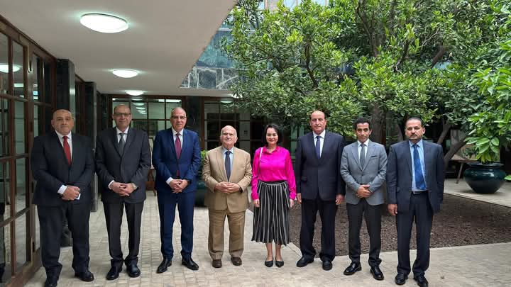 وزير الري يلتقي الأمير الحسن بن طلال لبحث التعاون بين مصر والأردن في مشروعات المياه وزير الري يلتقي الأمير الحسن بن طلال لبحث التعاون بين مصر والأردن في مشروعات المياه